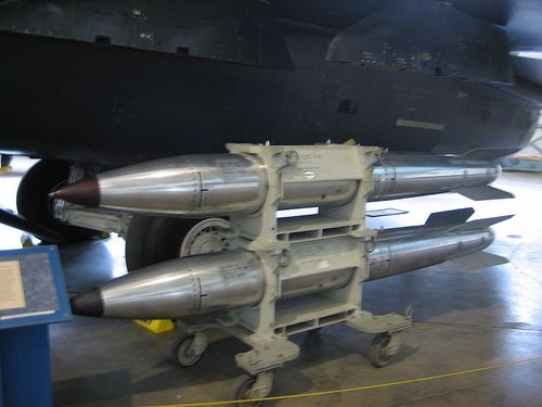 Bom hạt nhân chiến thuật B61